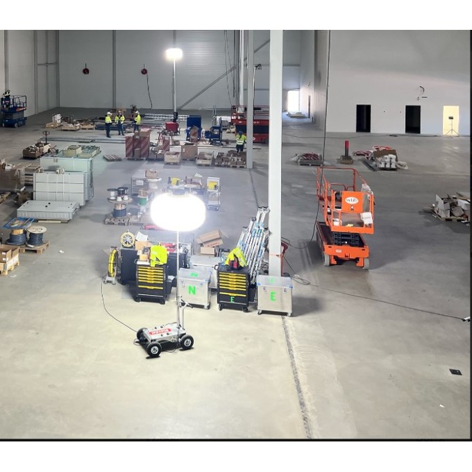 Balon mobil de iluminare constructii 800W - 110.000 lumeni – 3,2 m inaltime - cu carucior